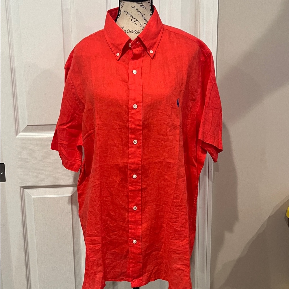 Ralph Lauren Men’s 100% Classic Fit Linen Short Sleeve Shirt.